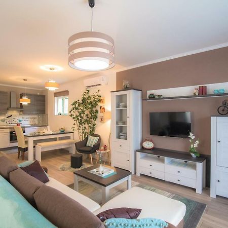 Apartman Luna Шибеник Экстерьер фото